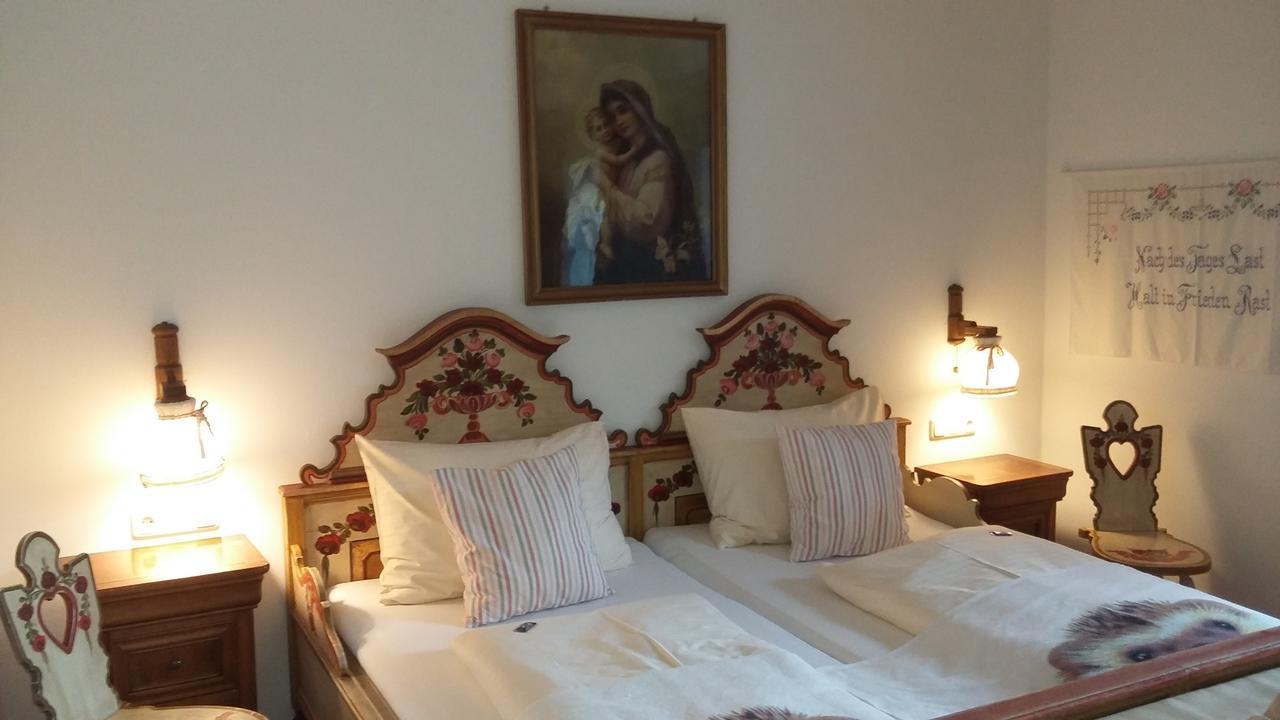 Platzhirsch Zur Alten Wagnerei Gastehaus Bed and Breakfast Saint Wolfgang Exterior foto