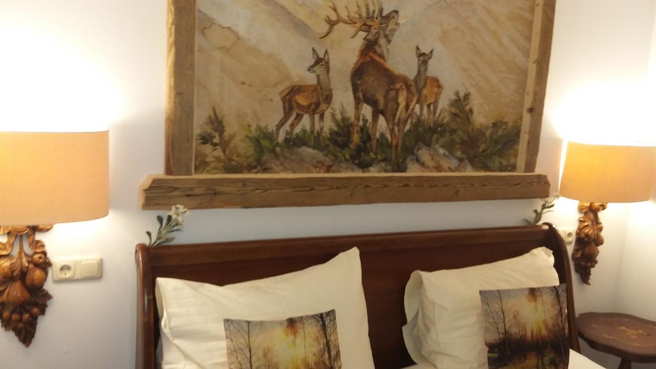 Platzhirsch Zur Alten Wagnerei Gastehaus Bed and Breakfast Saint Wolfgang Exterior foto