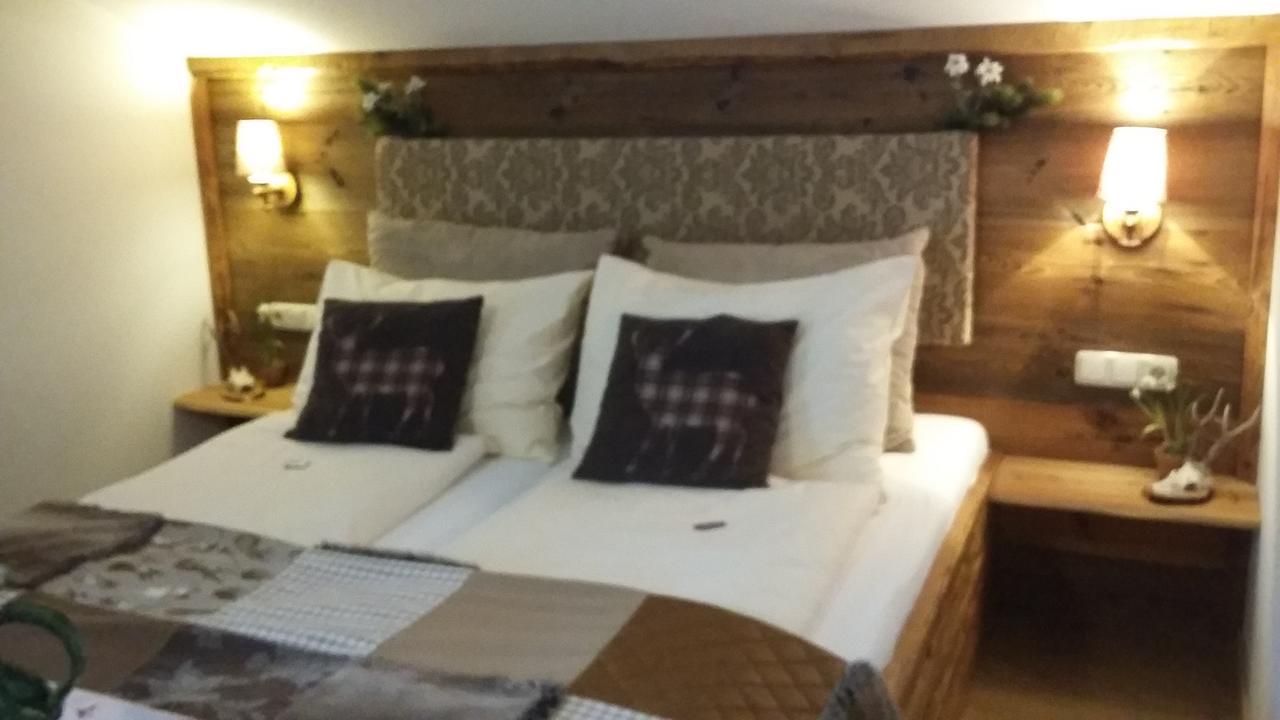 Platzhirsch Zur Alten Wagnerei Gastehaus Bed and Breakfast Saint Wolfgang Exterior foto