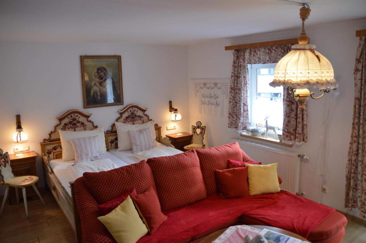 Platzhirsch Zur Alten Wagnerei Gastehaus Bed and Breakfast Saint Wolfgang Exterior foto